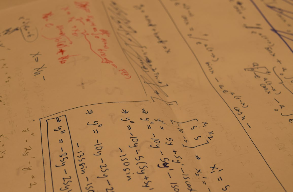 A? MiKrssit Hiihtkrkekl E jks Krssiesittely SCI-prjekti Sme tiv vik trh ttpiist? Jh Time Hiihtprjekti? V 0 litet de Perstieteide kdidttihjelm mk fyysikideki pkllisii pitihi lisättii krssi SCI-C000.