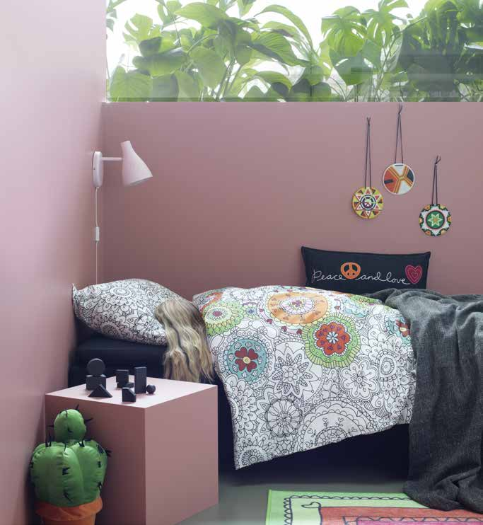 IKEA-UUTISKIRJE /HELMIKUU 2017 / 30 PH140622 VÄNSKAPLIG- TEKSTIILIMALLISTO Tekstiilit ovat mainio tapa antaa huoneelle persoonallisuutta, ja lapset voivat ilmaista niiden avulla orastavaa