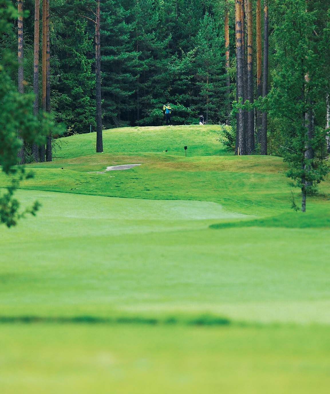 Opetus Antti Mäihäniemi opettaa kesäisin Master Golfissa ja talvisin Golfin Vermon House Prona. Hän on tutkinut golf-svingiä omatoimisesti yli kymmenen vuoden ajan.