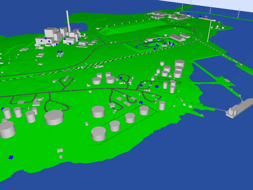 83031-7.1 6 Kuva 2. Alueen maastomallia kemikaalisataman luona. Siniset ristit ovat melulähteitä.