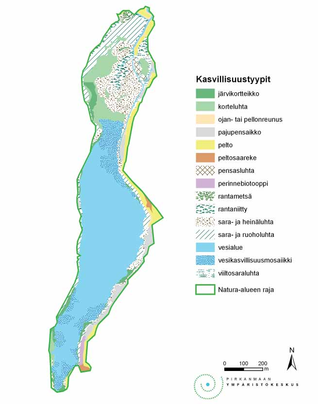 (Peucedanum palustre), kurjenjalkaa (Potentilla palustris), nokkosta (Urtica dioica) ja rantakukkaa. Pensasluhtaa esiintyy pienialaisena järven pohjoisosassa.