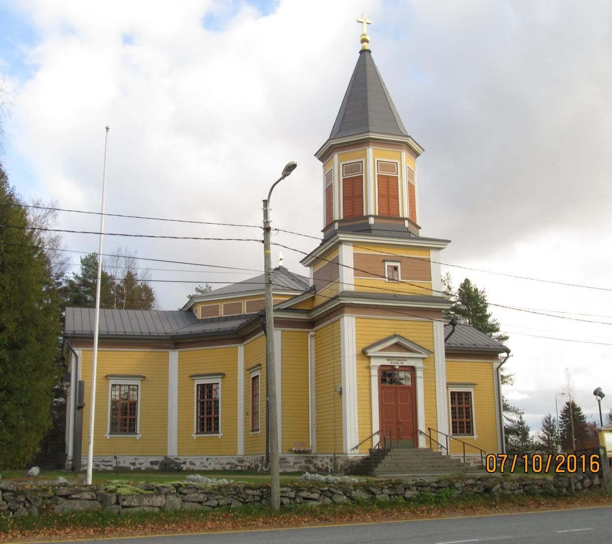 Kirkko, arkkitehti Carl Ziegler, valmistunut v. 1857.