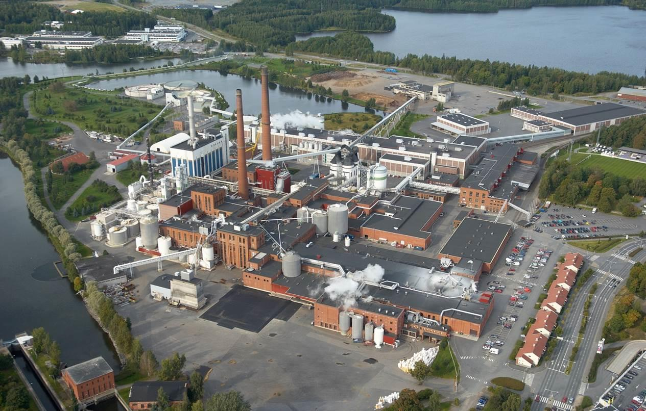 Paperikone 5 on rakennettu alun perin vuonna 1938, jonka jälkeen sitä on modernisoitu vuosina 1957, 1983, 1987, 1993, 1994 ja 2001.