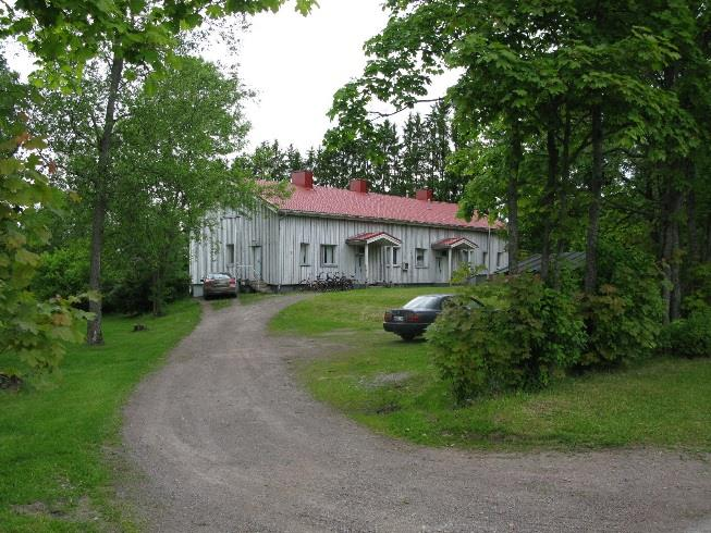 tosuunnitelmassa (Vaihe I, 2001) toimenpideluokassa III, jonka säilyttämistä edistetään neuvonnalla ja sopivilla kaavoitus- ja rakennusvaiheen ratkaisuilla.