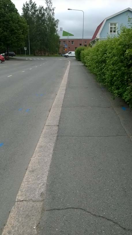 Alkukatselmus Jos katuluvassa on määritelty alkukatselmus tulee se suorittaa ennen töiden aloitusta Alkukatselmuksen kutsuu koolle katuluvan hakija tai hakijan edustaja Käydään läpi kaivukohdat,