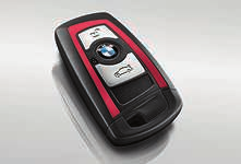 Ajodynamiikan säätökatkaisin ja lisäksi tila SPORT+ Valopaketti Kaksialue-ilmastointiautomatiikka ja laajennetut toiminnot Business Sport -mallin ulkopuolen varusteet: Jäähdyttimen BMW-säleikössä