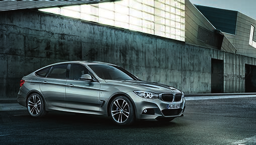 12 BMW ConnectedDrive Rentouttavamman matkanteon puolesta. 14 BMW EffcientDynamics Ottaa vähän, antaa paljon. 18 Tavaratila Suuri ja monikäyttöinen. 26 BMW ConnectedDrive Verkotus vapauteen.