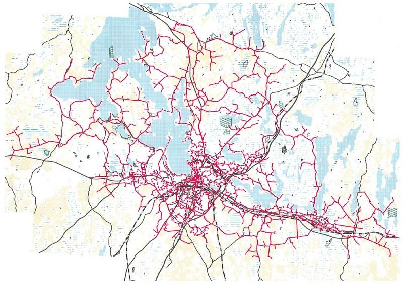 11 Sähköverkko koostuu 110 kv:n siirtoverkosta, sähköasemista sekä jakeluverkosta. Siirtoverkkoa on yhteensä 96 km, josta maakaapeliverkkoa on 10 km.