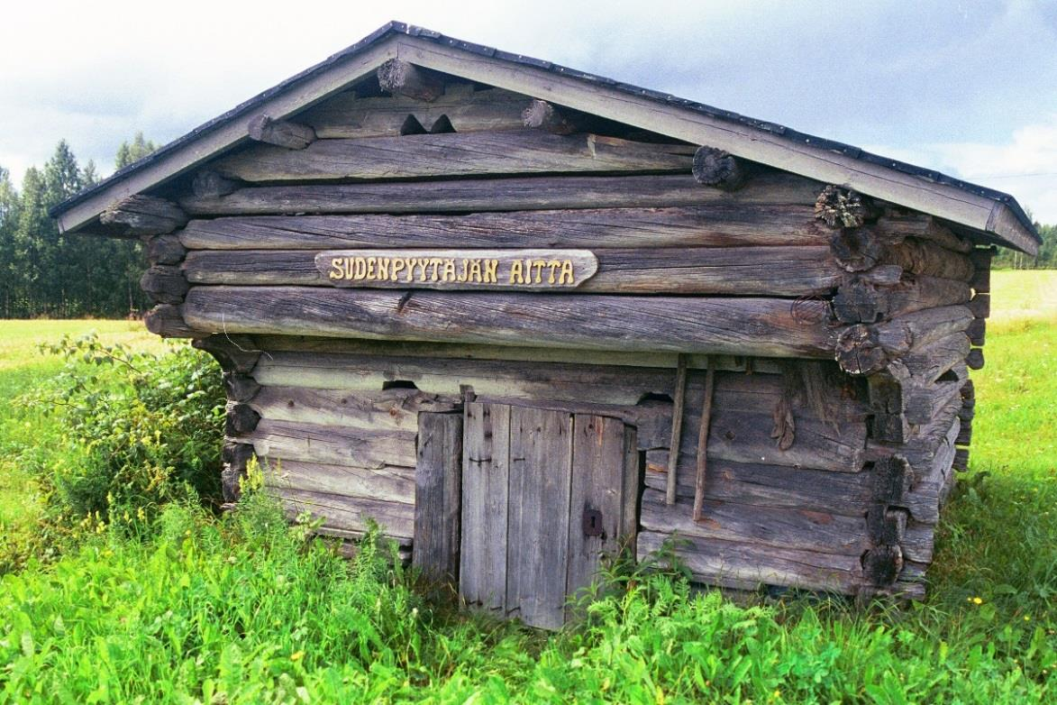 Anttilan pienviljelystilan asuinrakennus on rakennettu 1859.