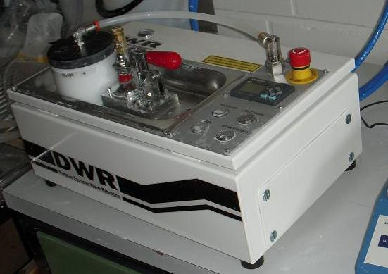 31 (52) 5.2.2 Dynaaminen vesiretentio, PDWR Portable Dynamic Water Retention tunnetaan myös nimellä ACAV DWR (kuvio 13). Se on mittari dynaamisen vesiretention testaamiseen.