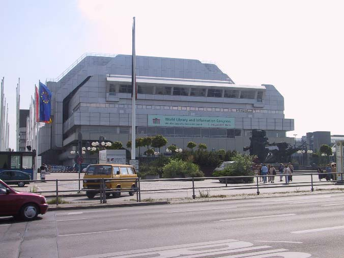 World Library and Information Congress: 69 th IFLA General Conference and Council Access Point