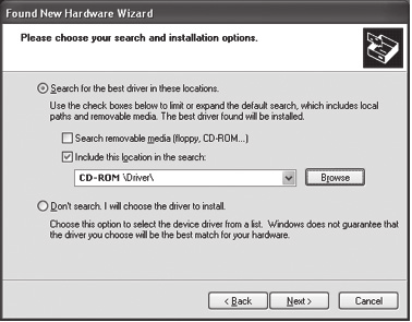 Kun CD-ROM on jo soittimessa, avaa levytarjotin ja sulje se uudelleen. Windows asentaa ajurit automaattisesti.