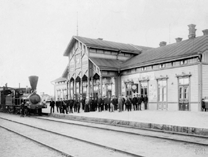 Keisarinaseman historia Keisarinasema Lappeenrannassa on puinen asemarakennus, jonka sisustus on suunniteltu ja tehty keisari Aleksanteri III:n vierailua varten