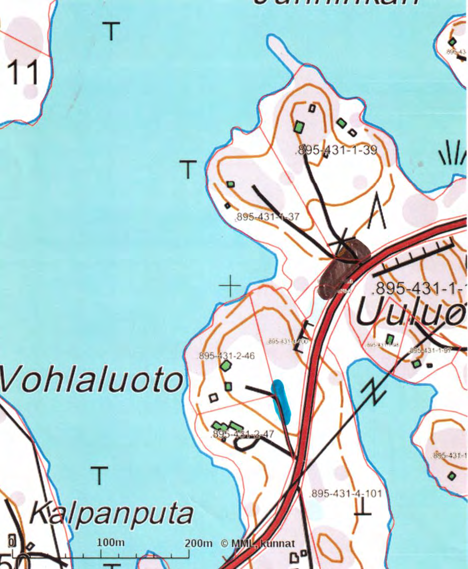 10 Kartta 2: Selvitysalueen lepakoiden havaintopaikat Sinisellä on merkitty kahden pohjanlepakon saalistuspaikka ja ruskealla viiksisiipan saalistusalue 7 Päätelmät Alueella ei ole metsälain