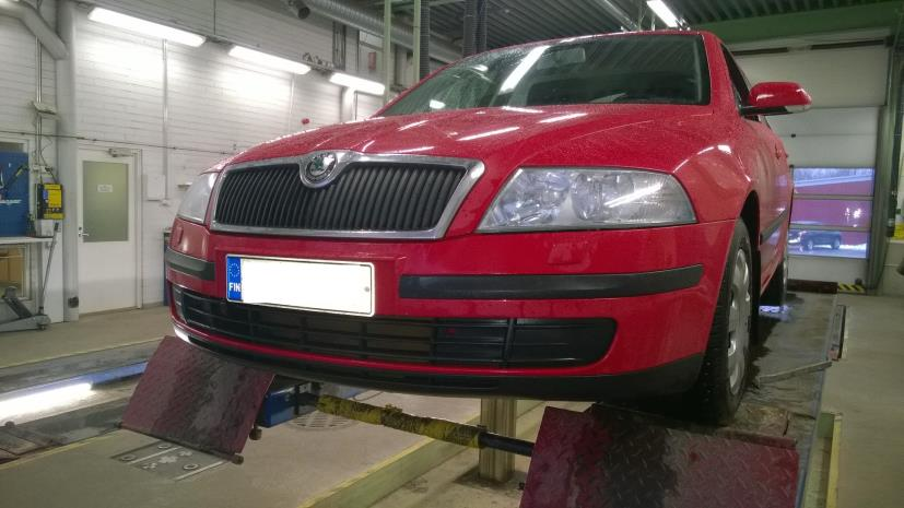 52 14 SKODA Toisen sukupolven Skoda Octavian (KUVA 58.) hylkäysprosentti on 13 % (otanta 79 kpl).