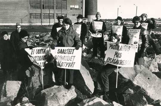Helsinkiläinen kaupunginosayhdistys Hermanni-Vallila Seura ry oli 1980-luvulla mukana Kyläsaari-liikkeessä, joka vastusti lähiseutuja saastuttavaa Kyläsaaren jätteenpolttolaitosta.