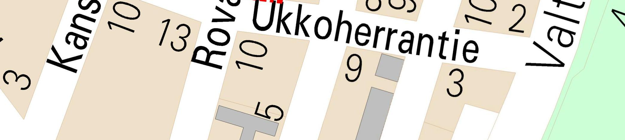 Hakijan tarkoituksena on asemakaavan muutos, jolla nykyinen kiinteistö saneerattaisiin ja joka mahdollistaisi lisäksi uuden asuin- ja liikehuoneistoja käsittävä 5 kerroksinen rakennuksen ja