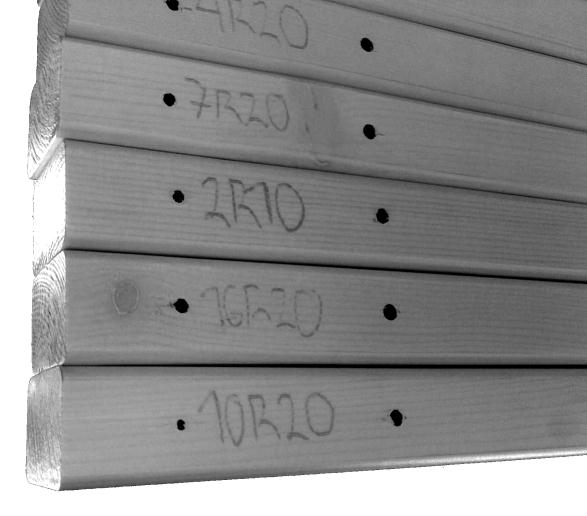 120mm jaolla Kaidepinnat n.120mm jaolla, yläpäässä kasijohteen uran alapuolelle. 1.