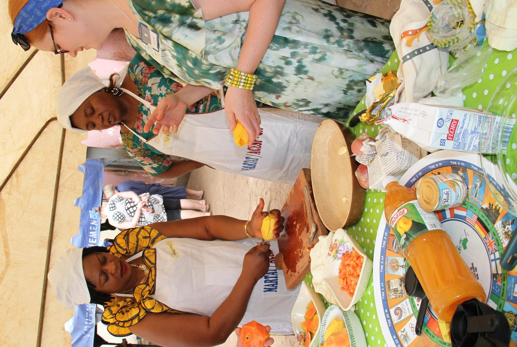 KEHITYS- YHTEISTYÖ Kamerun 2015-2017 Hanke kouluttaa vuoden 2017 loppuun mennessä yhteensä 1448 naista ravitsemuskursseilla 355