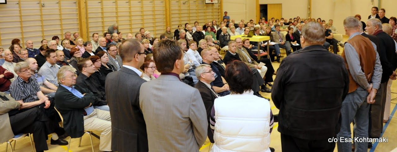 1 YLEISÖTILAISUUS NOORMARKUNKANKAAN, POIKELJÄRVEN, VANHAN VAASANTIEN, HAKALANVAINION, POOSJÄRVEN JA LÄHIALUEIDEN ASUKKAILLE, KANKAAN KOULULLA,VANHA VAASANTIE 168 A MAANANTAINA, 13.9.2010 KELLO 19.
