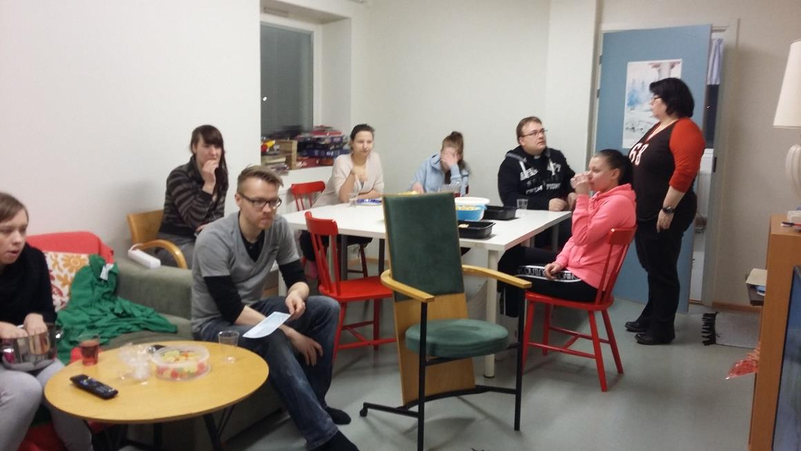 Tango Naisen tuoksu rakkaudesta, ystävyydestä sen