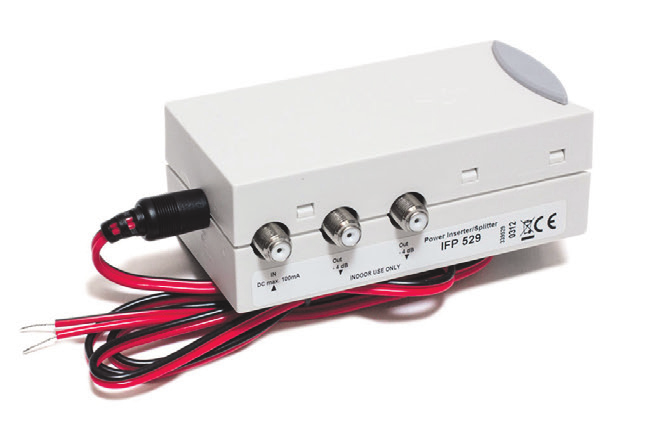 Tuotesivu Adapteri 12V #507 Tuotepakkauksen sisältö: Adapteri mastovahvistimelle 12V akkukäyttöisiin järjestelmiin.