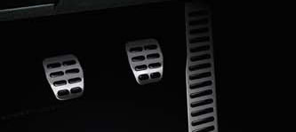 Plug & Play -järjestelmän yhteydessä subwoofer on sijoitettu tilaa säästäen varapyörän koteloon.