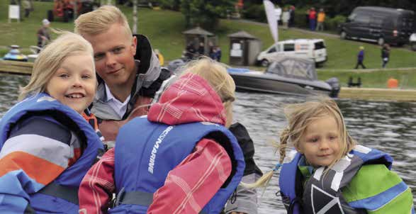 Seuran SPV Mitä kaikkea tarjoamme jäsenseuroillemme? EDUNVALVONTAA Edistämme ja valvomme suomalaisen veneilyn, seuratoiminnan ja kilpailutoiminnan etuja kansallisissa ja kansainvälisissä foorumeissa.