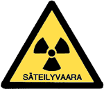 teilyn tunnus (kuvio1). Varoitusmerkin taustavärinä on keltainen ja reunukset ja tunnus ovat mustat. KUVIO 1. Säteilyvaaran merkki (Säteilylähteiden varoitusmerkinnät 2006, 3-4.