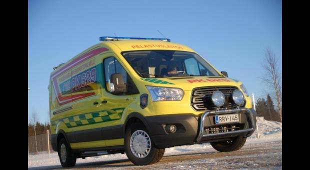 8 (24) KUVA 2 J5L Ambulanssi, Alusta: Ford Transit L3H2 (J5L-Production Oy, 2013) 2.