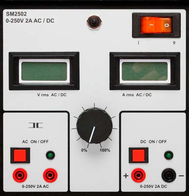 1-vaiheiset vaihtojännitelähteet SM505 Säädettävä AC / DC-jännitelähde Lähtöjännite: 0-50 V AC, 0-50 V kokoaaltotasasuunnattu DC, ei suodatusta Lähtövirta: 5 A AC, 5 A kokoaaltotasasuunnattu DC, ei