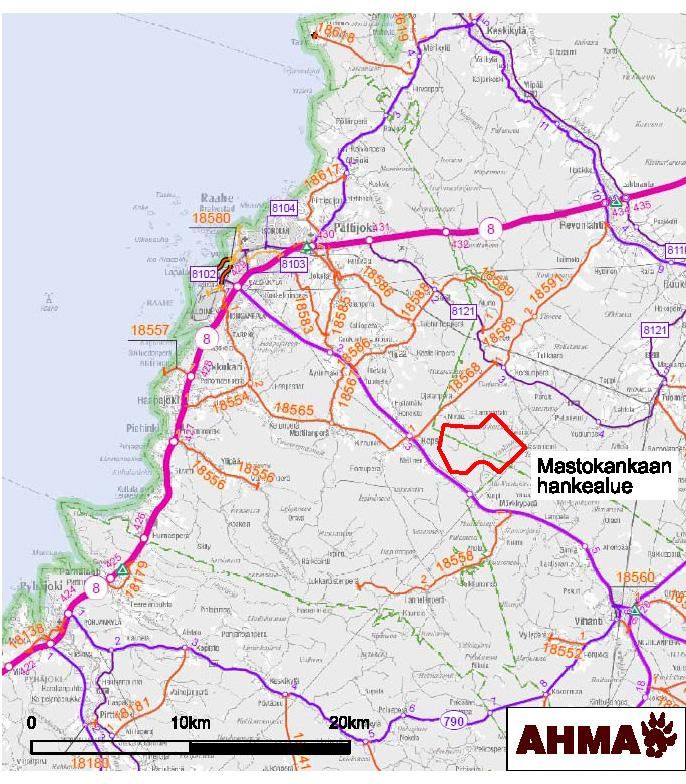 40 liikenneviraston tieverkostoon, sekä metsäautoteitä. Hankealueen pohjoispuolella noin 4 km etäisyydellä kulkee rautatie välillä Raahe Tuomioja. Radalla kulkee ainoastaan tavaraliikennettä.