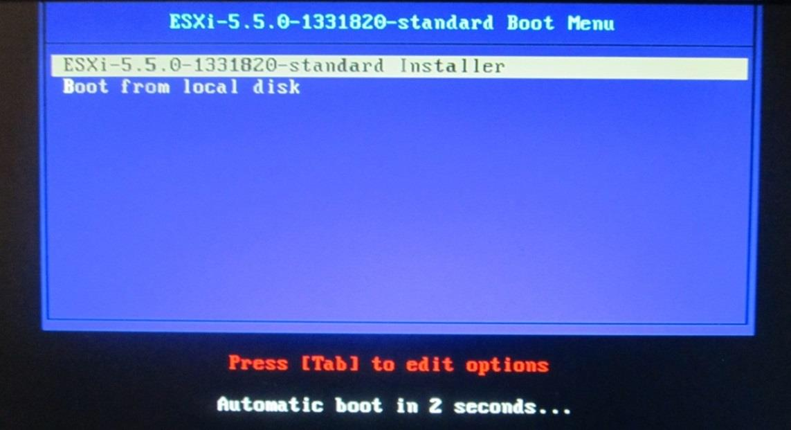 31 4.3 Esxi 5.5:n asentaminen Virtuaaliympäristön rakentamista jatkettiin asentamalla VMwaren ESXi 5.5.0.