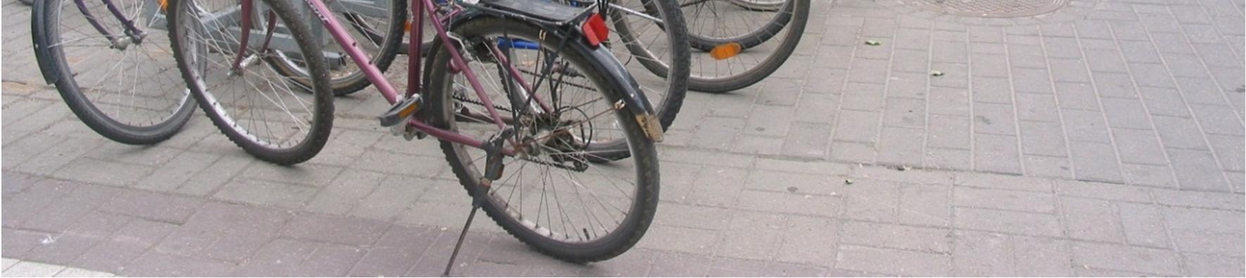 Alla olevasta diagrammista näkee, kuinka pääradan asemilla pyöräpysäköinnin aktiivisuus on ollut todella vaihtelevaa, mutta tällä