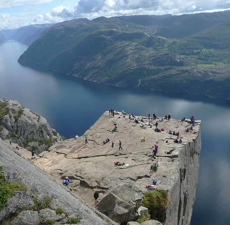 Ulkoilua, mutta kenen