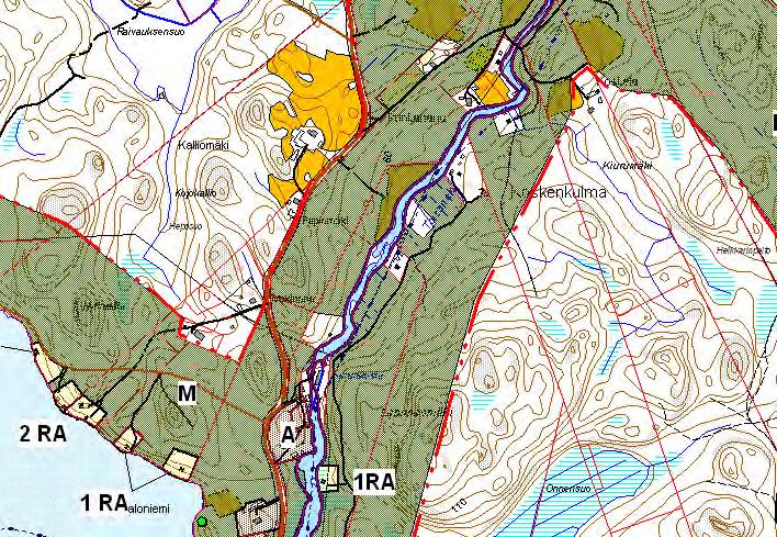 4.39 Torsanjoen alue Muutoskohde sijaitsee Silamusjärven ja Torsan välisellä Torsanjoella. Kuva 62. Ote voimassa olevasta rantayleiskaavasta. 4.39.1 Nykytilanne Voimassa olevasta rantayleiskaavasta puuttuu kuusi rakennettua lomarakennuksen rakennuspaikkaa.