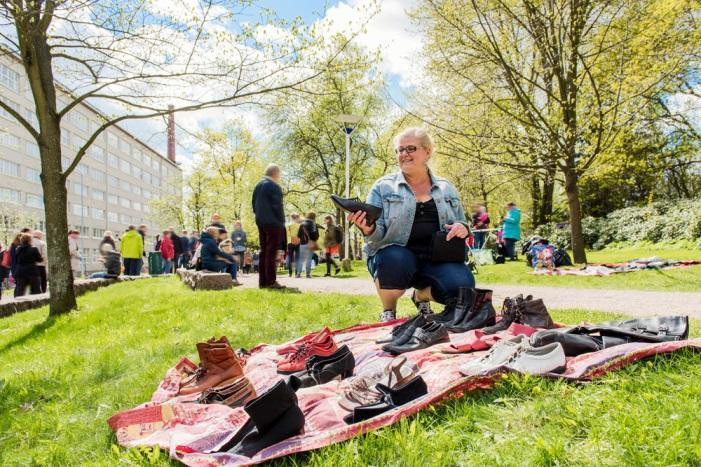 Ympäristötavoitteet ja kestävä kehitys huomioidaan kaikessa tekemisessä Valtio, maakunnat ja kunnat huolehtivat