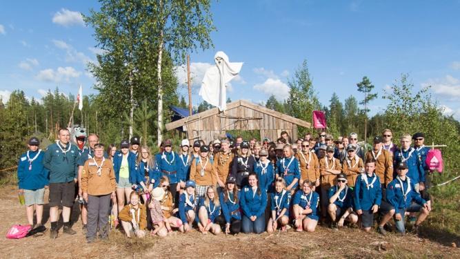 15/21 16. 20.6. Steel Hawks Road Trip, Suomi ja Norja Osallistujat: - Su, - Se, - Ta, 4 Sa, - Va, 1 Aik, - EVP, - EVPAik, Yht. 5 Road trip oli vaihtoehtoinen vaellus autolla. Matkaa taittui n.