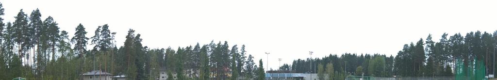 Kuva 7. Suunnittelualue kuvattuna kentän kaakkoisnurkasta urheilutalolle päin (elokuu 2016
