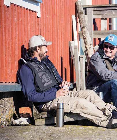PADDLER Erityisesti kajakki- ja kanoottimelontaan Suuri kaula-aukko ja elastiset hartianauhat Rinnassa vetoketjullinen tasku Paddler 5613 30-50 kg UV-kelt/ BC5613-000-1 48,00 60 1 Paddler 5613