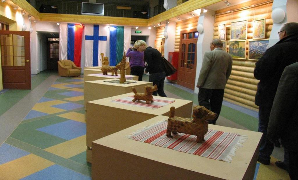 SAKK:n arktisen yhteistyön (=KV-toiminnan) ydintä Poroelinkeinon ja koulutuksen kehittäminen pohjoisten porokansojen alueella Alkuperäiskansojen perinteisten käsityötaitojen ja koulutuksen
