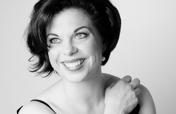 BERNSTEIN 100 EVELYN JONS D.R. VALOKEILASSA WIEN THOMAS DAUSGAARD THOMAS GRØNDAHL LA / LÖ / SAT 06 / 01 / 2018 15.