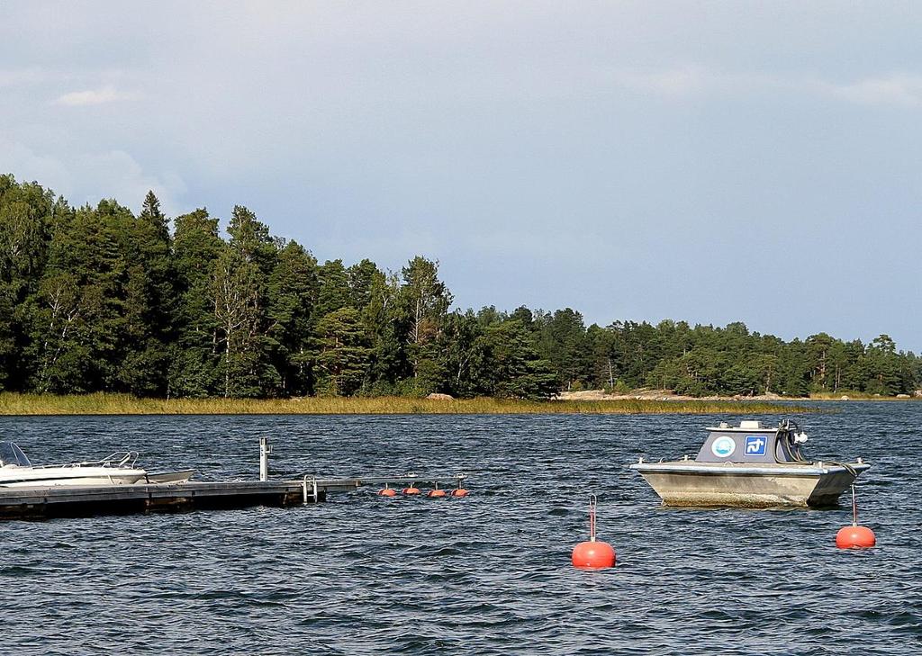 TULOKSIA Kuva: Matti Ruottu Septityhjennystankin hankinta Loviisan Kabböleen yhteistyössä Pidä Saaristo Siistinä ry:n