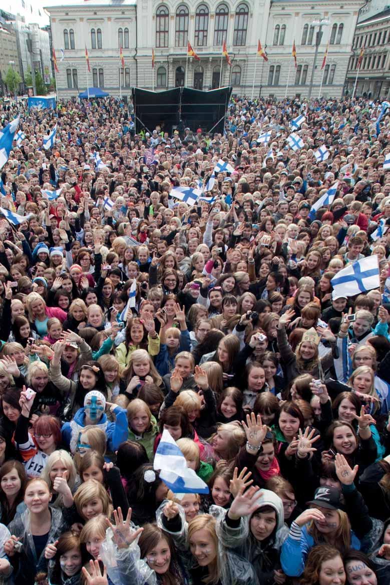 1.2 UUDISTUVA JA KEHITTYVÄ TAMPEREEN KESKUSTA Tampereen keskustalla on maisemallinen sijainti, johon aikanaan perustuivat kaupungin synty, teollisuuden tulo ja kaupungin kasvu nykyisiin mittoihinsa.
