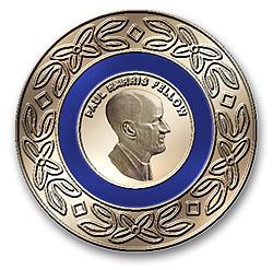 on jokaisen Rotarin käytettävissä oleva väylä mahdollistaa suuria auttamistekoja PHF-mitalin arvostusta pitää lisätä!