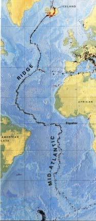 KESKISELÄNNE Merenpohjan topografian tärkein piirre on Atlantin keskiselänne.