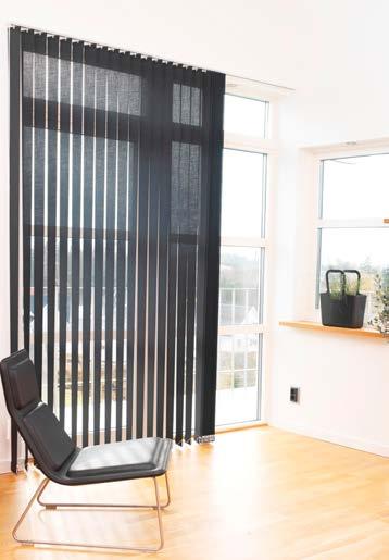 Pystylamellit soveltuvat hyvin niin koti- kuin toimistotiloihinkin näkö- ja aurinkosuojiksi.