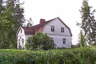 Rientolan pihan rakennuskanta on varsin yhtenäistä ja pihapiiri on säilynyt samanlaisena vuodesta 1932 lähtien.
