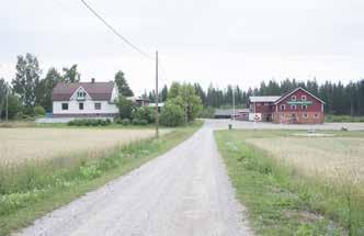 Hirvenaho (RN:o 40:2) on muodostettu yhdistämällä vuonna 1913 Kallioistenmaasta lohkaistu Peltola 2 ja Hirvenojasta lohkotut Peltola ja Metsola yhdeksi tilaksi - varsinainen Hirvenojan