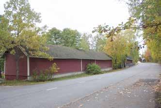 24 Nykyisen, lähinnä funktionalistisen asunsa rakennus on saanut vuosien 1939 ja 1952 muutostöissä; vuoden 1924 korjaus ei juuri muuttanut rakennuksen ilmettä koristeluja lukuunottamatta.